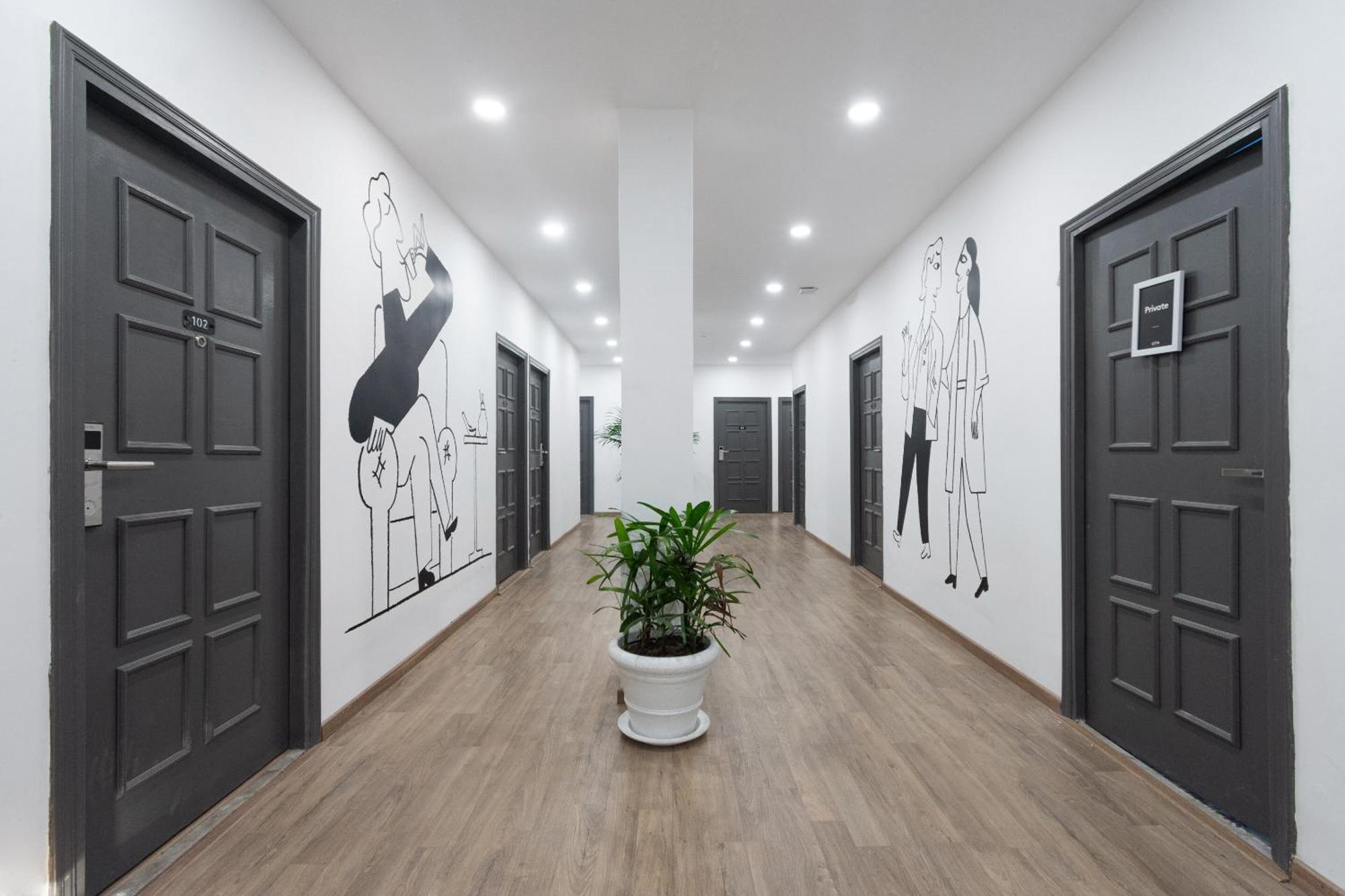 Townhouse Hotel Mannat International Калькутта Экстерьер фото